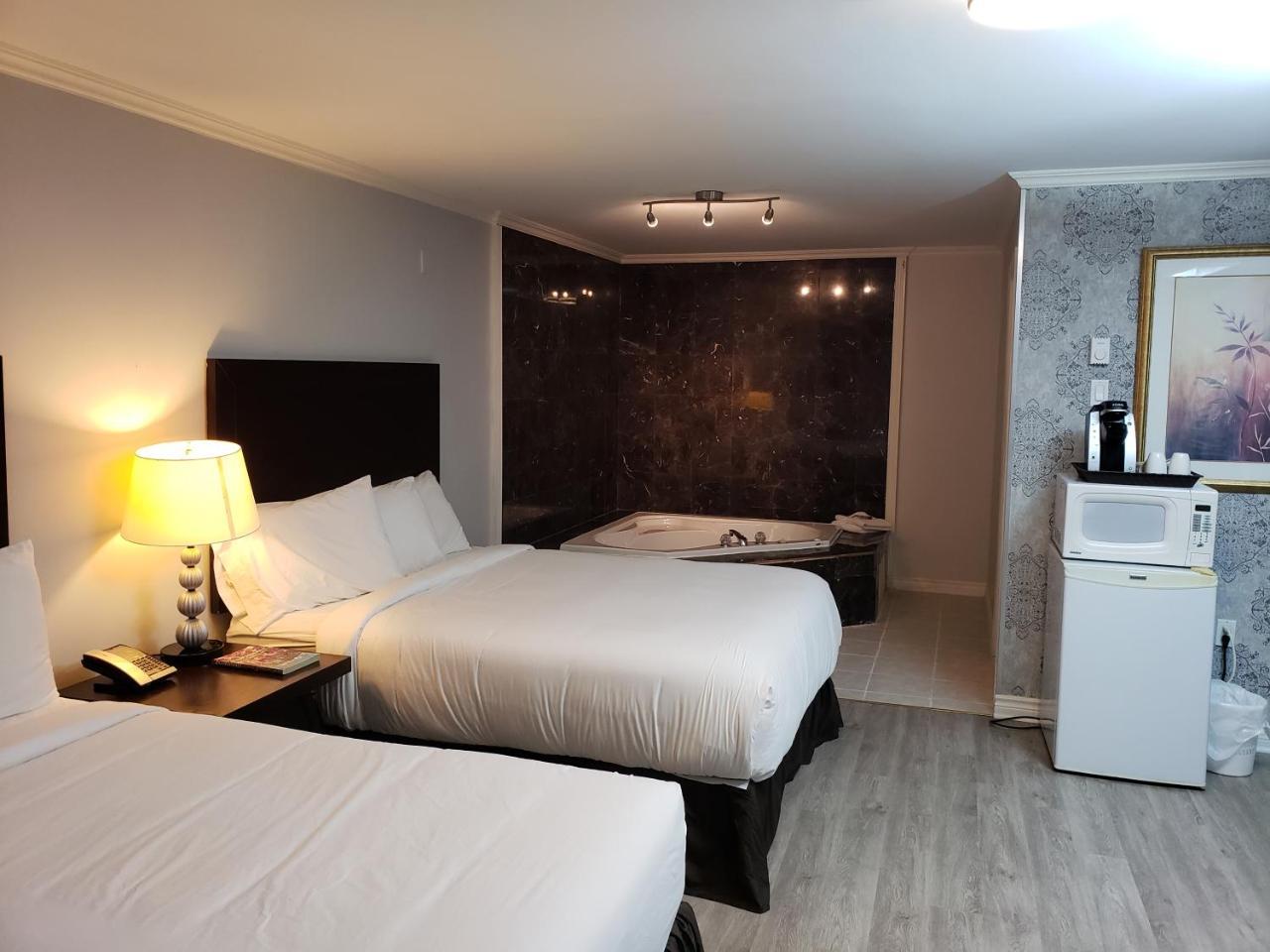 Regency & Hotel 2*